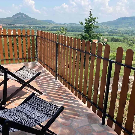 Hegyoldal Vendeghaz Дом отдыха Hegymagas