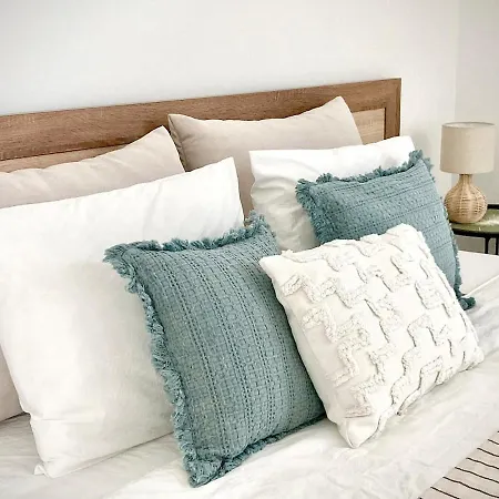 Hegyoldal Vendeghaz بيت للعطل